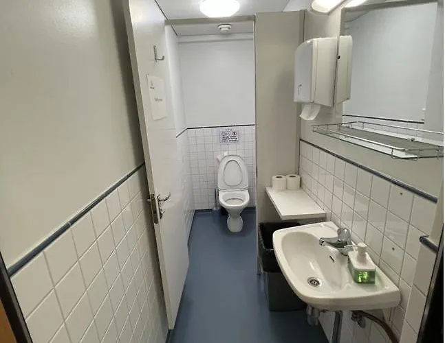 Office House Services 239 Hostel Helsinki