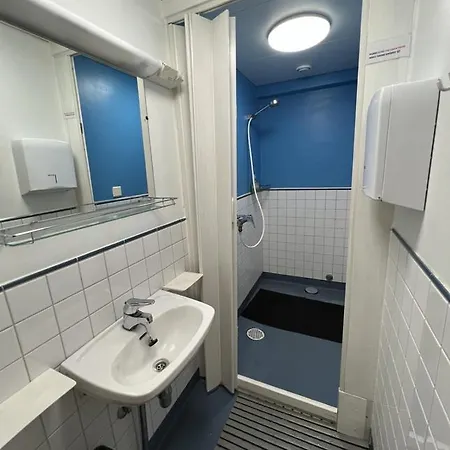 Office House Services 239 Hostel